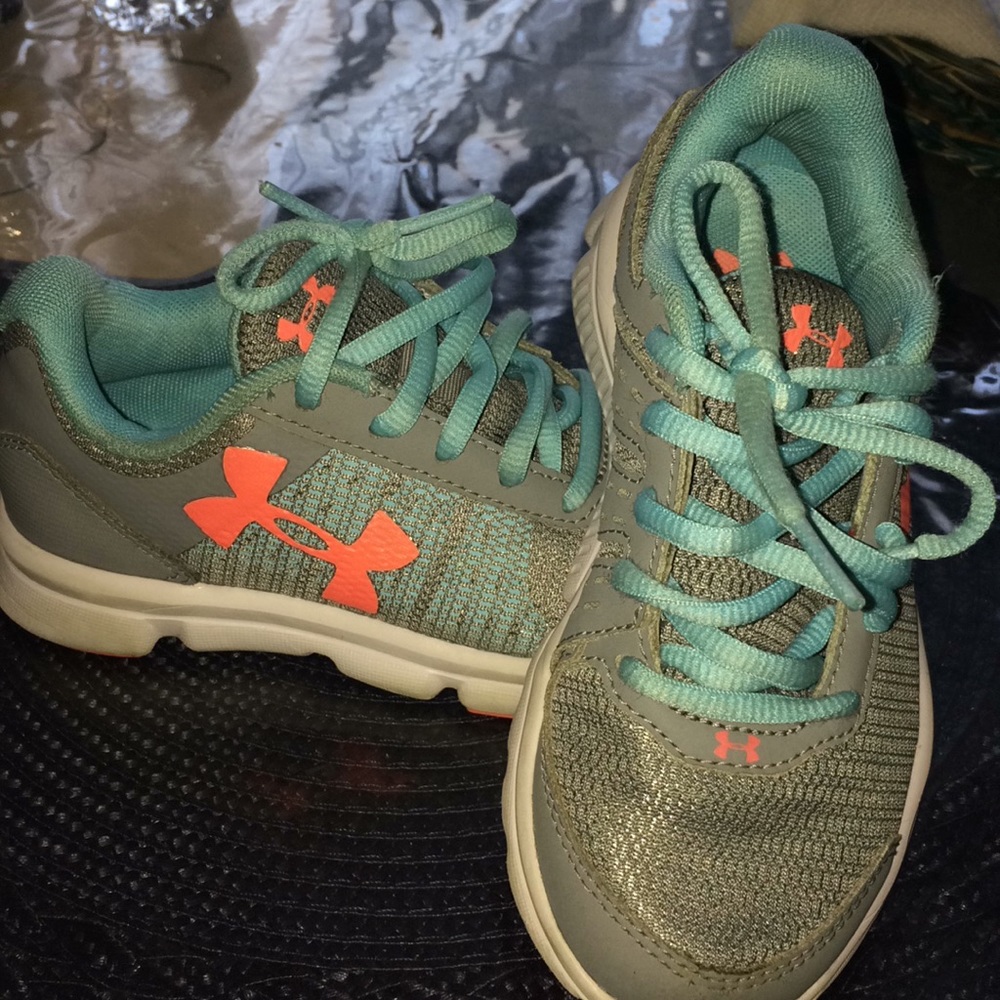 Under armor shoes